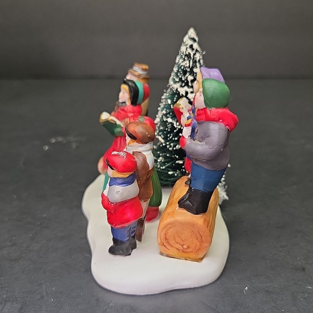 1995 Vintage Lemax Christmas Porcelain Group Carollers #53134 Village Collection - Picture 3 of 8